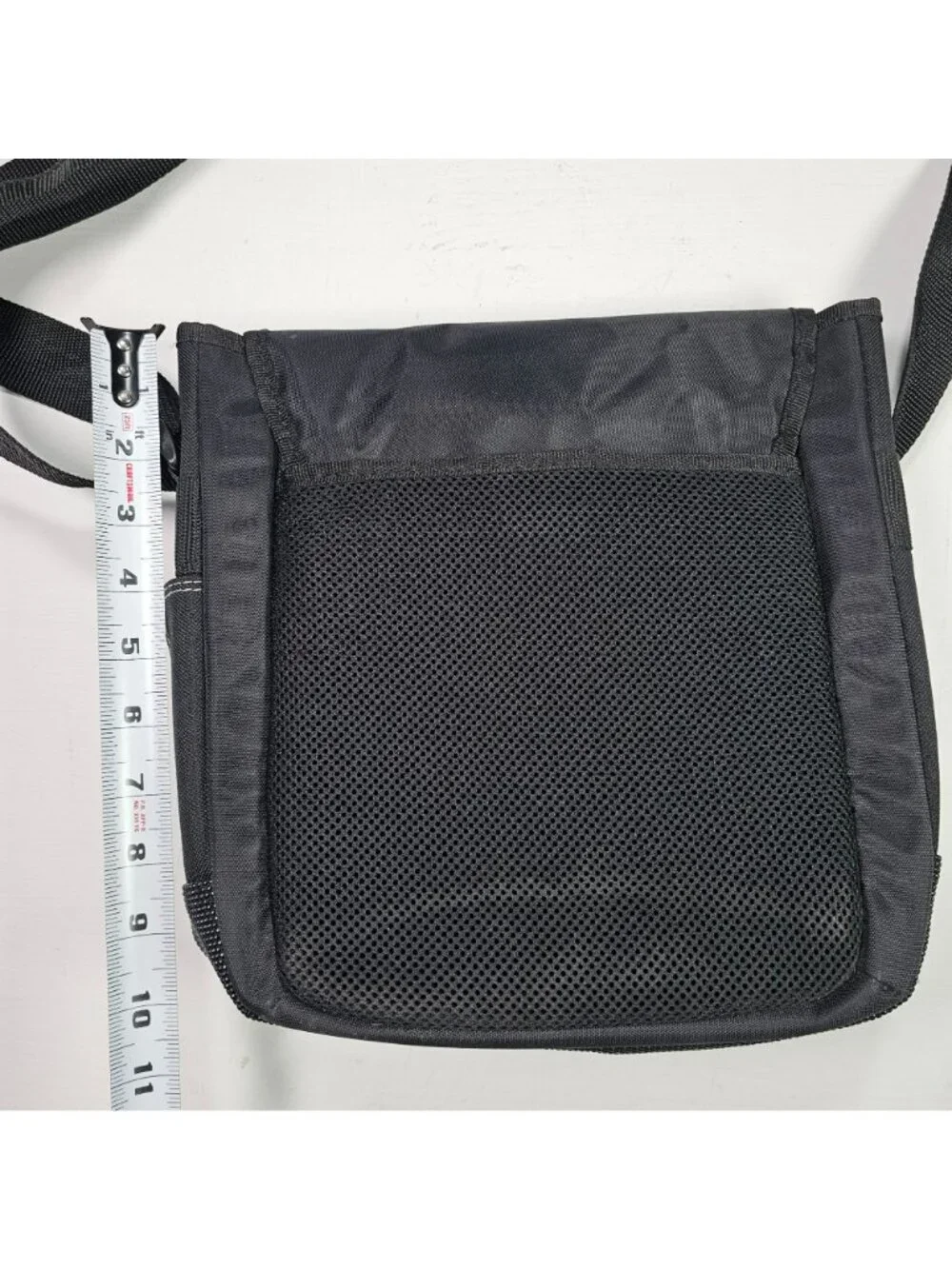 Targus Quilted Black & Gray Tablet Messenger Bag With Adjustable Strap 10x9x3